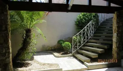 Sobrado com 3 quartos à venda em Campestre - SP