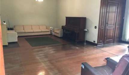 Casa térrea com 3 quartos à venda em Vila Monumento - SP