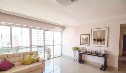 Apartamento com 3 quartos à venda em Campo Belo - SP