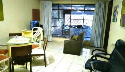 Sobrado com 4 quartos à venda em Mirandópolis - SP