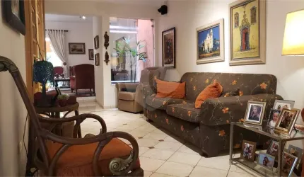 Sobrado com 4 quartos à venda em Bela Vista - SP