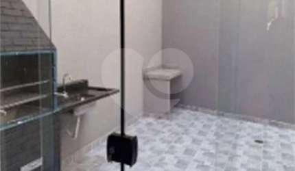 Sobrado com 3 quartos à venda em Chácara Inglesa - SP