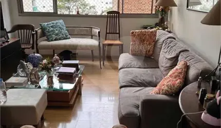 Apartamento com 3 quartos à venda em Vila Uberabinha - SP