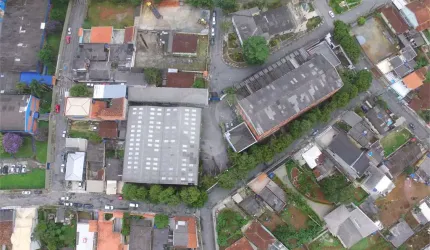 Galpão à venda ou para locação em Jardim Emília - SP