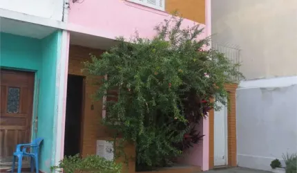 Casa de vila com 2 quartos à venda em Vila Gumercindo - SP