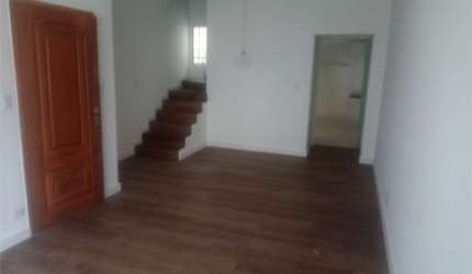 Casa de vila com 4 quartos à venda em Vila Olímpia - SP