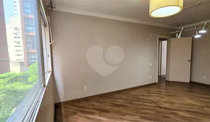 Apartamento com 2 quartos à venda em Cerqueira César - SP
