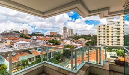 Apartamento com 3 quartos à venda em Cambuci - SP