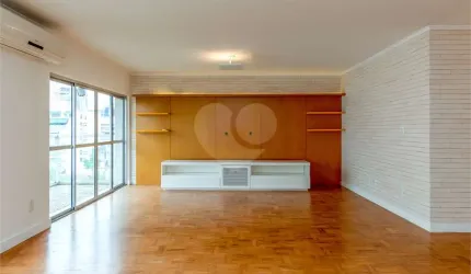 Apartamento com 3 quartos à venda em Itaim Bibi - SP