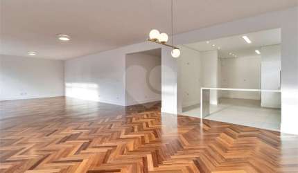 Apartamento com 3 quartos à venda em Consolação - SP