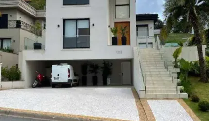 Casa totalmente mobiliada e decorada para venda e locação no Condomínio Residencial Gênesis 2,