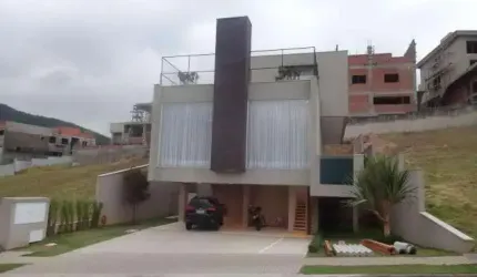 Tamboré 10 - Casa com Projeto Moderno
