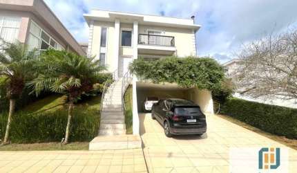 Casa à venda no Residencial Valville 2, Alphaville - Estuda Permuta