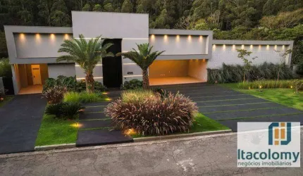 Mansão à venda no Residencial Tamboré 1