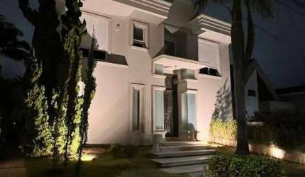 Casa Mobiliada para venda e locação no Condomínio Alphaville 02