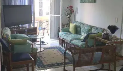 Apartamento à venda no Edifício Gironde, no Guarujá