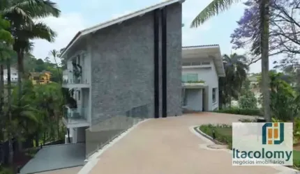 Casa mobiliada à Venda no Residencial Tamboré 1
