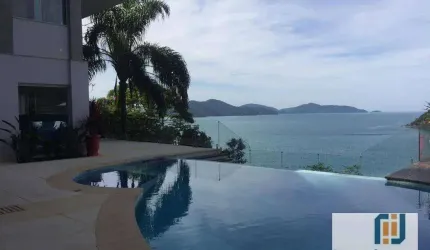 Casa à venda em Ubatuba