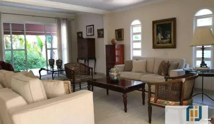 Ótima opção para retrofit - Casa para venda no Residencial Alphaville 01
