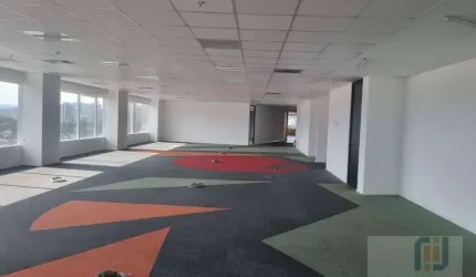 Conjunto Comercial para venda e locação no West Corp, Alphaville