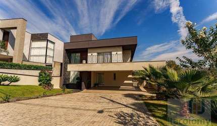 Casa à venda no Condomínio Reserva Santa Maria