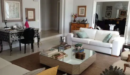 Apartamento belíssimo à venda no Cap Ferrat