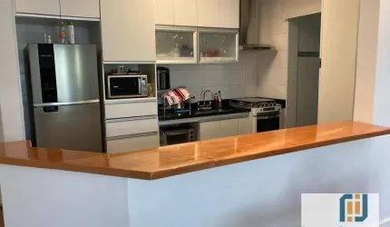 Apartamento Maison mobiliado, lindo e reformado à venda no Jardins de Tamboré