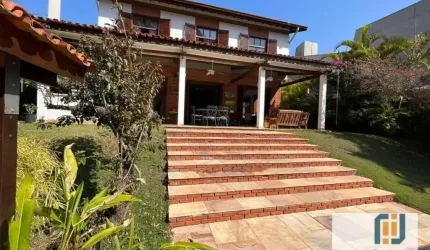 Casa à venda no Residencial Alphaville 02