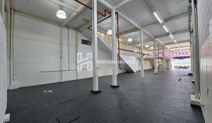 Galpão/prédio comercial ou industrial para venda no Bairro Santa Paula em São Caetano