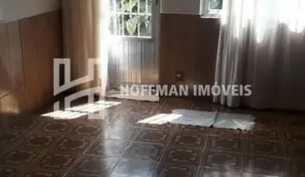 CASA COM ÓTIMA LOCALIZAÇÃO