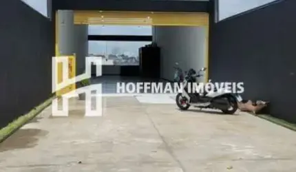Galpão comercial com pé direito de 4m a venda no Cerâmica
