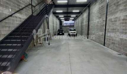 Galpão industrial e comercial