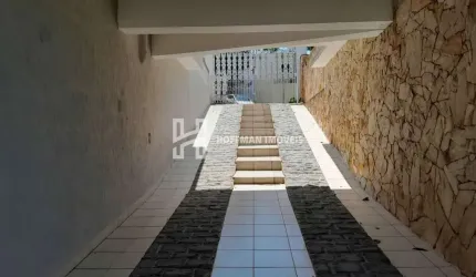 Casa térrea com 03 dormitórios e Com edicula à venda No Jardim São Caetano - São Caetano do Sul
