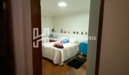 Sobrado com 4 Quartos, 2 Suítes, 4 Vagas à venda - Olímpico