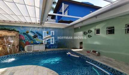 Casa à venda com 432m², 4 quartos e 6 vagas