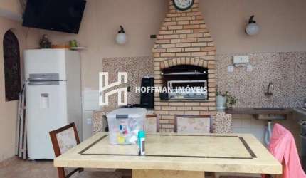 CASA COM ÓTIMA LOCALIZAÇÃO
