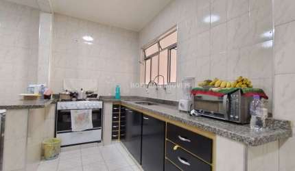 02 casas à venda com 02 vagas de garagem no Bairro Nova Gerty