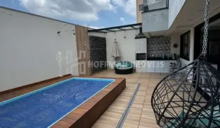 Sobrado para venda no bairro Nova Gerty com ótima localização!