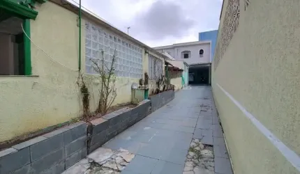 Terreno com 4 casas para venda no bairro São José!