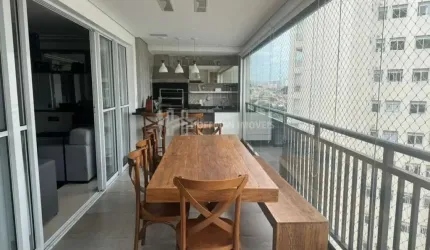 Apartamento com 4 dormitórios sendo 2 suítes e 4 vagas de garagem a venda no Jardim São Caetano
