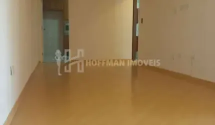 Apartamento térreo à venda com 02 dormitórios e 01 vaga no Bairro Osvaldo Cruz