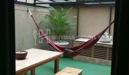 Apartamento térreo com 2 quintais