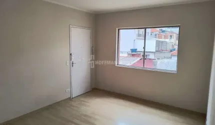 apartamento no bairro Osvaldo Cruz, bem localizado.
