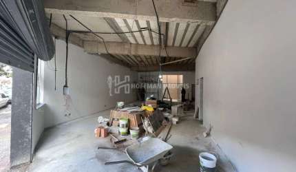 Salão comercial para locação com 120m² e excelente localização!