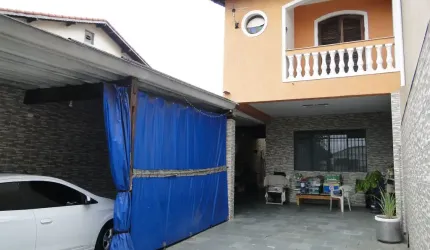 Sobrado à Venda com 3 Quartos e 2 WC's em Parque Marajoara, Santo André, SP