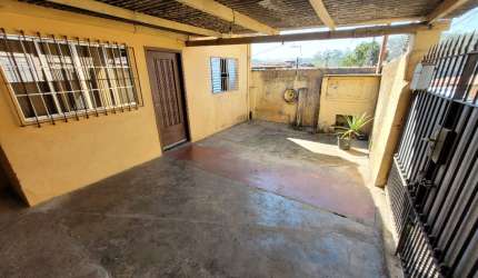 Casa Térrea à Venda com 3 quartos e WC em Vila Guaraciaba, Santo André, SP