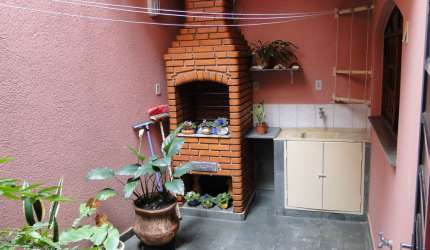Sobrado à Venda com 3 Quartos e 4 WC's no Parque Marajoara, Santo André, SP