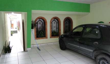 Sobrado com 3 Quartos e 4 WC's na Cidade São Jorge, Santo André, SP