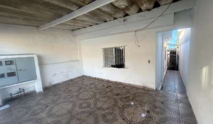 Casa Térrea à Venda com 2 residências na Cidade São Jorge, Santo André, SP