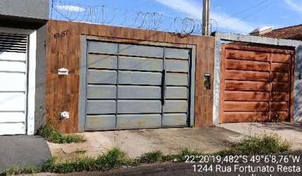 Casa para Venda em Bauru, Residencial Jardim Jussara, 1 dormitório, 1 banheiro, 1 vaga